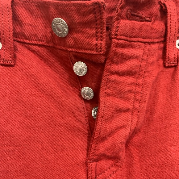 Original Red Levi’s Jeans - Picture 2 of 4